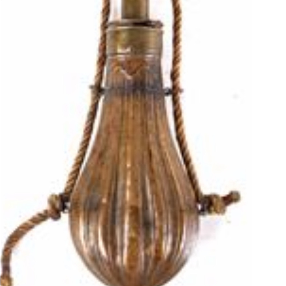 Gunpowder Flask - Picture 10 of 10